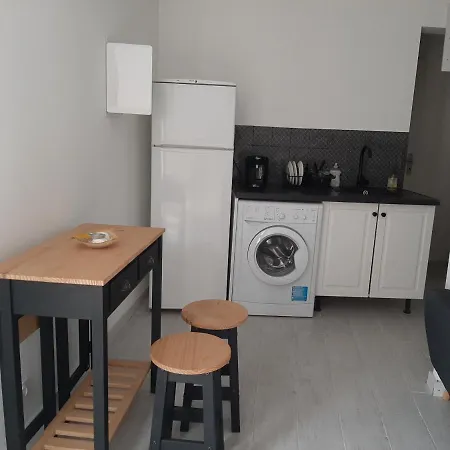 Laetitia Et Yaniv Dagon Apartment *