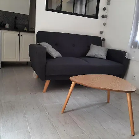 Laetitia Et Yaniv Dagon Apartment